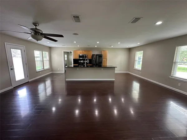 $2,600 | 4902 Winding Trail, Austin, TX 78745