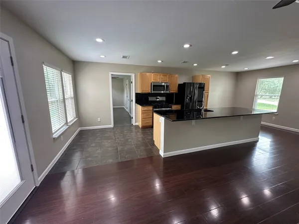 $2,600 | 4902 Winding Trail, Austin, TX 78745