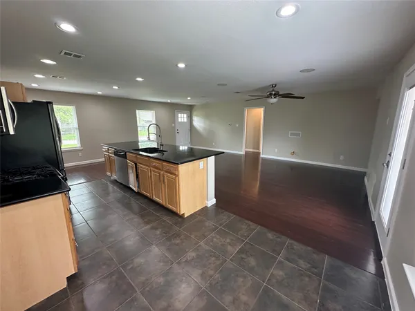 $2,600 | 4902 Winding Trail, Austin, TX 78745