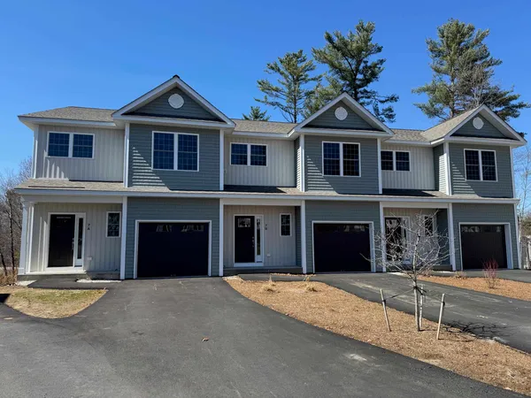 $515,000 | 7 A Dearborn Circle, Goffstown, NH 03045