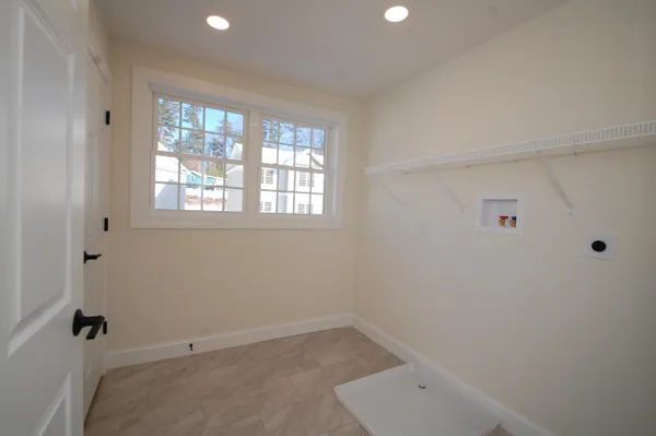 $515,000 | 7 A Dearborn Circle, Goffstown, NH 03045