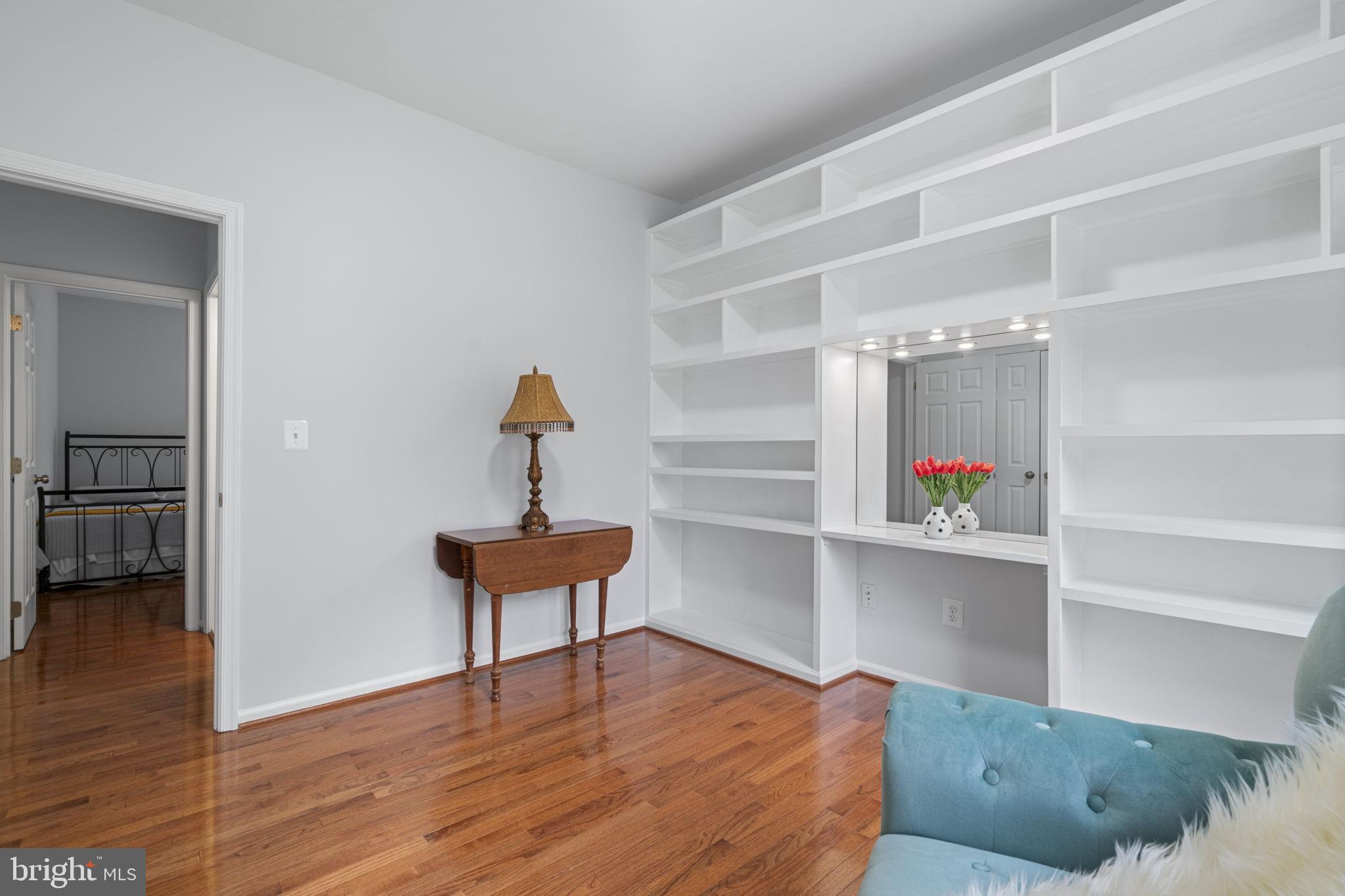 13647 Van Doren Road Manassas, VA 20112 - Photo 35 of 49 Elegant bedroom with built-in shelves