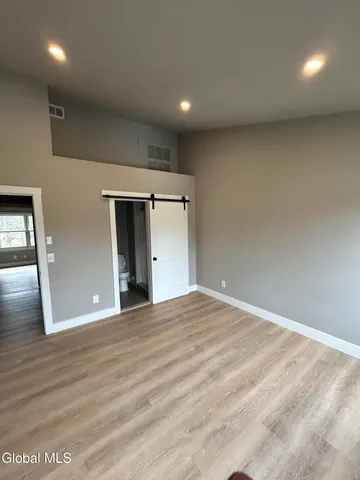 $299,000 | 24 Minuteman Court, Halfmoon, NY 12065