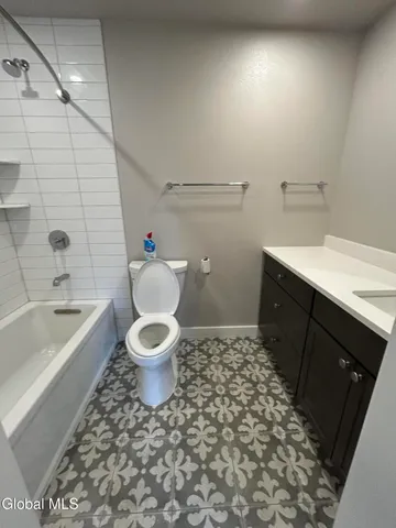 $299,000 | 24 Minuteman Court, Halfmoon, NY 12065