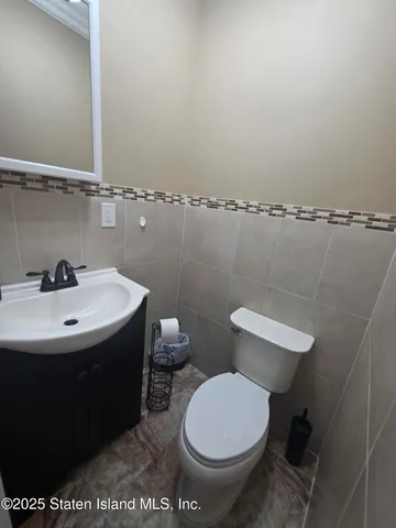 $839,000 | 51 Van Wyck Avenue | Prince's Bay