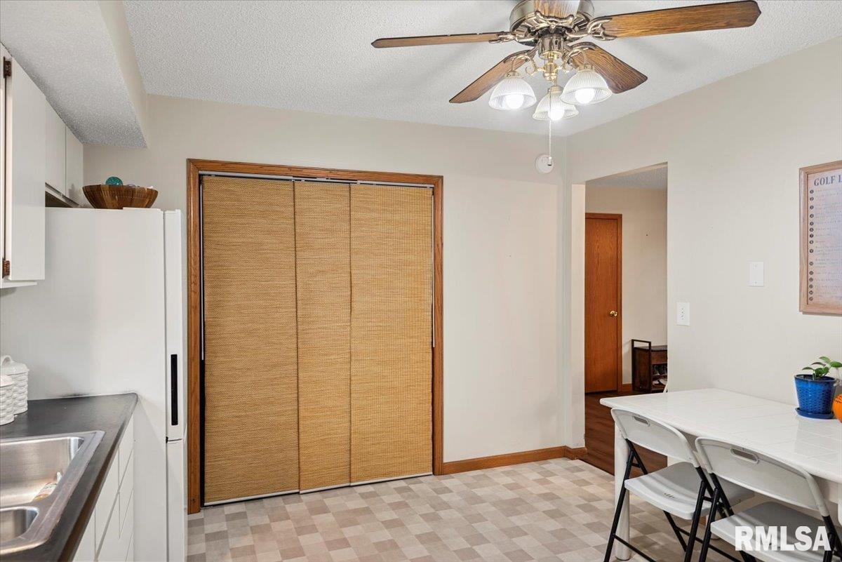 9 Bonnie Brook Road Chatham, IL 62629 - Photo 10 of 25 Gallery Image 10