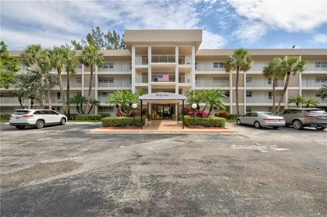 $2,500 | 3051 South Palm Aire Drive, Pompano Beach, FL 33069