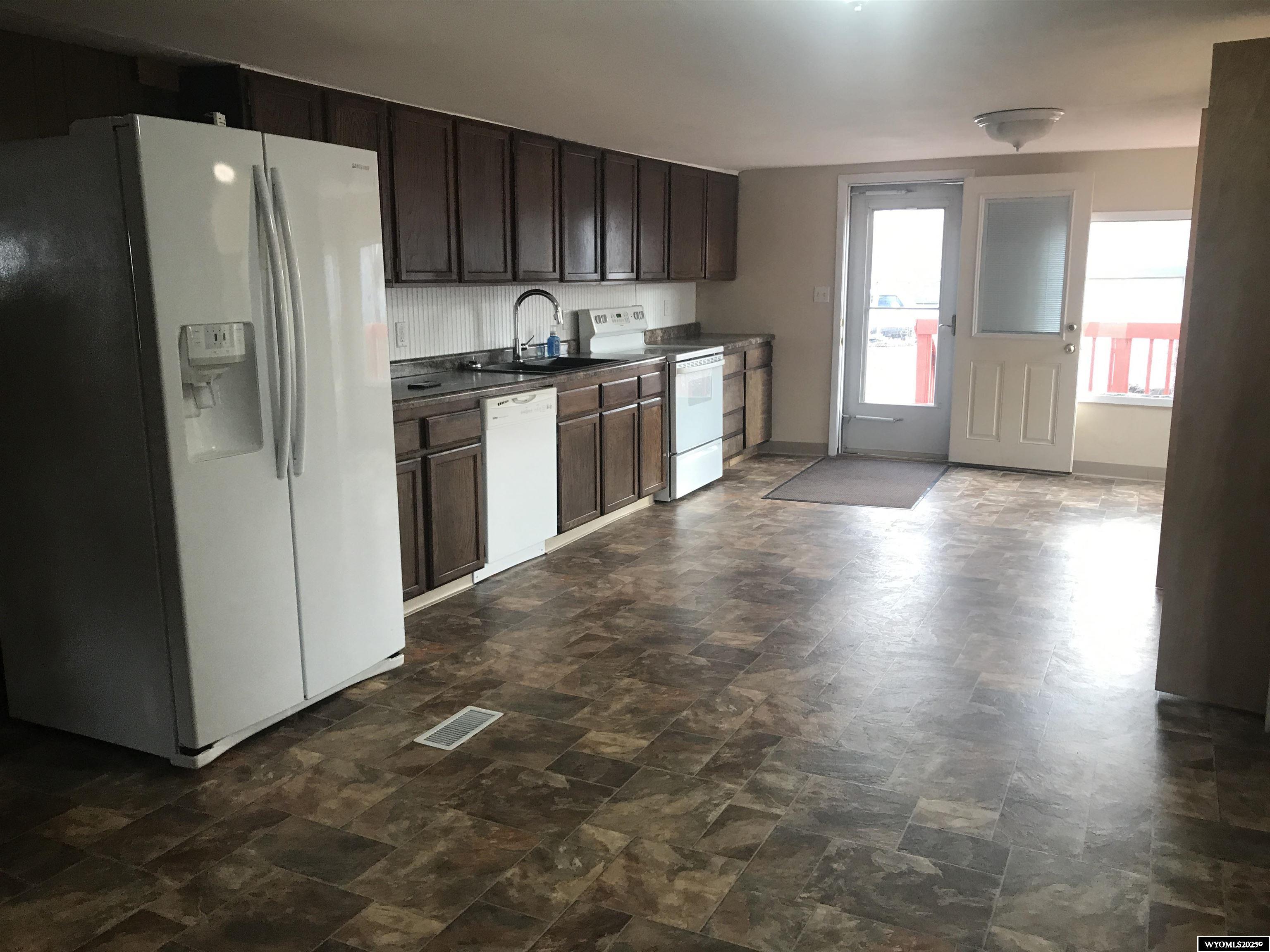 7 Darnall Road Riverton, WY 82501 - Photo 3 of 12