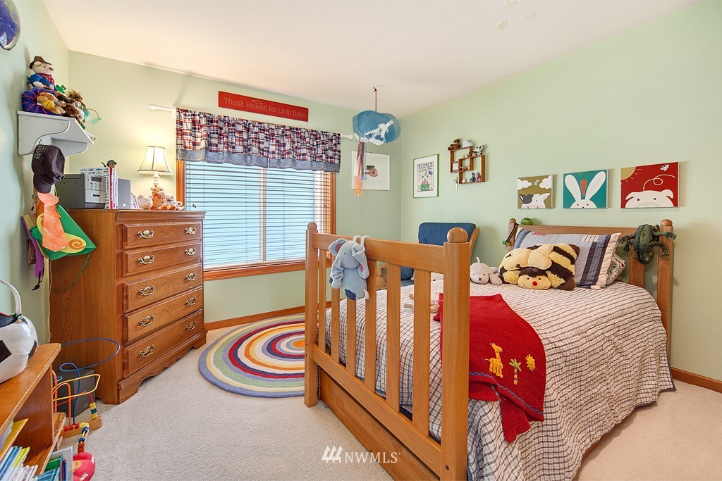 1028 North 32nd Street Renton, WA 98056 - Photo 11 of 15 Gallery Image 11