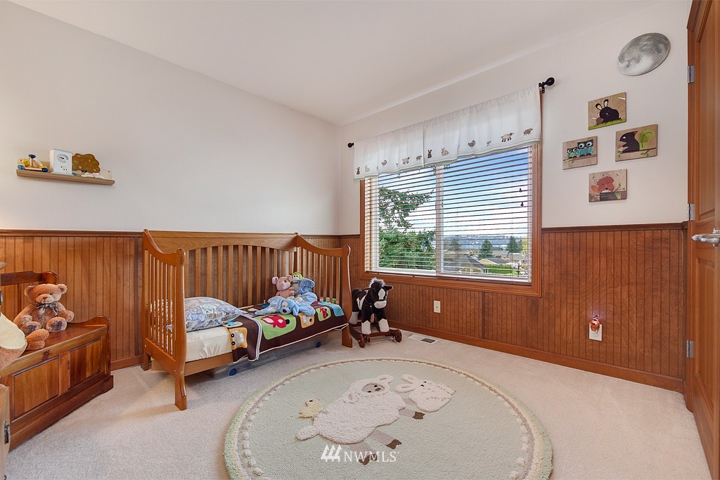 1028 North 32nd Street Renton, WA 98056 - Photo 12 of 15 Gallery Image 12