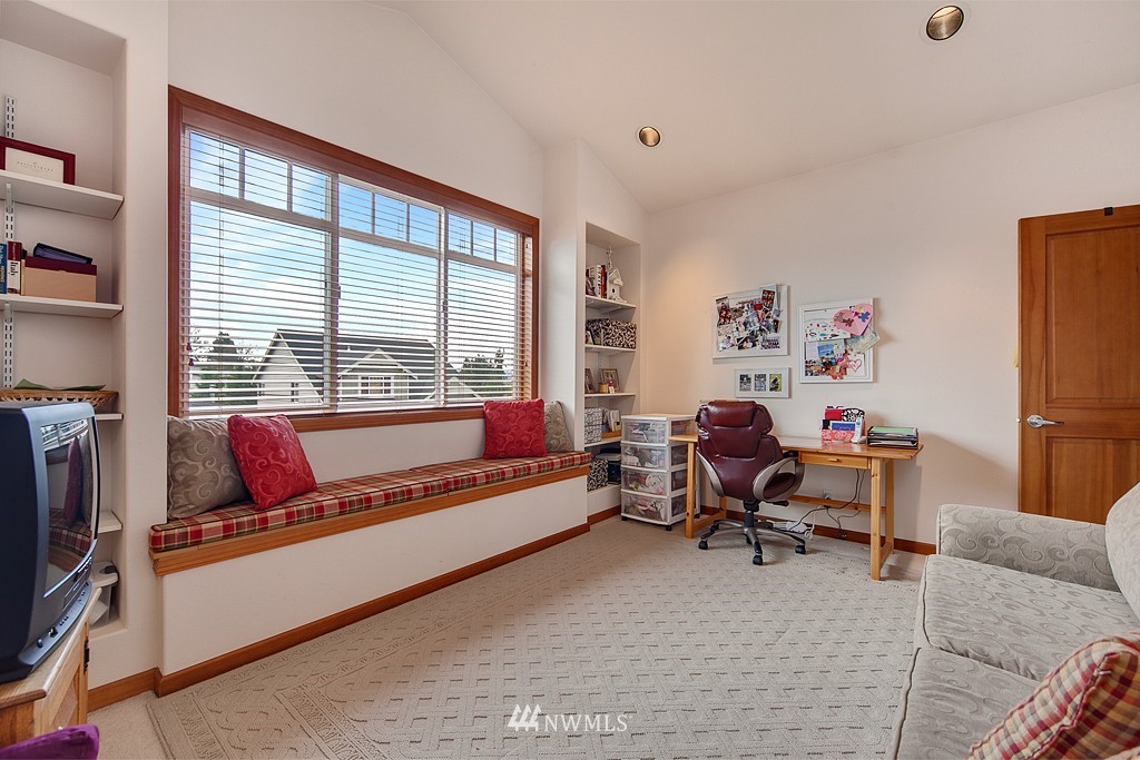 1028 North 32nd Street Renton, WA 98056 - Photo 13 of 15 Gallery Image 13