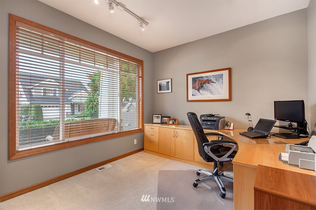 1028 North 32nd Street Renton, WA 98056 - Photo 7 of 15 Gallery Image 7
