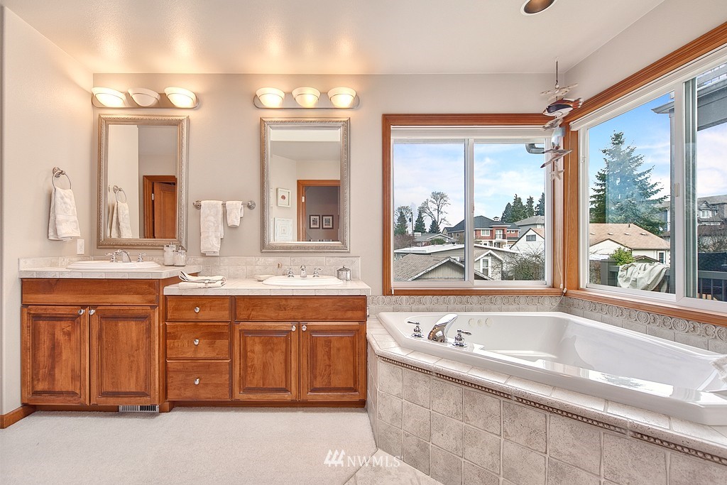 1028 North 32nd Street Renton, WA 98056 - Photo 9 of 15 Gallery Image 9