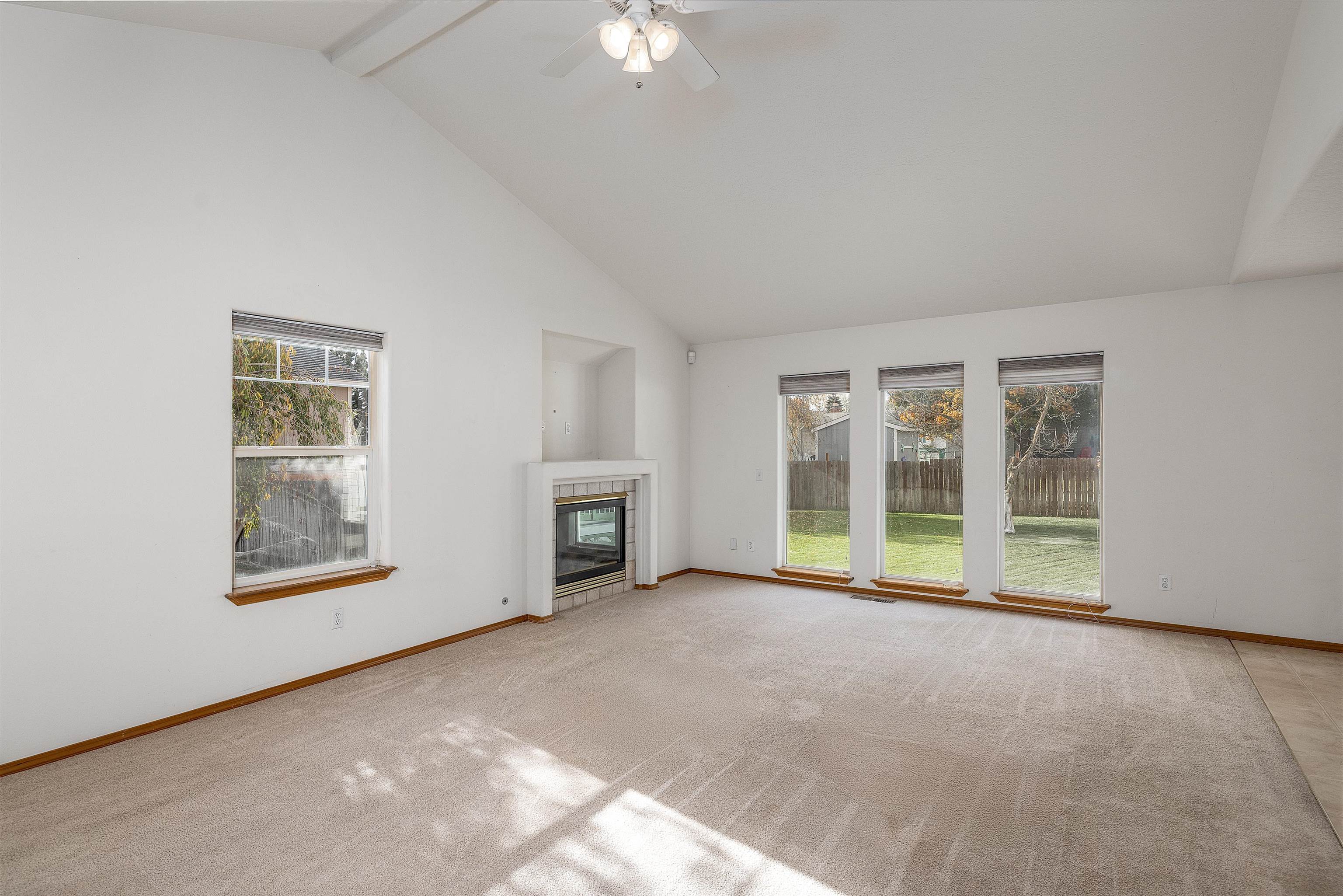 1120 South Newer Road Spokane Valley, WA 99037 - Photo 5 of 38 Gallery Image 5