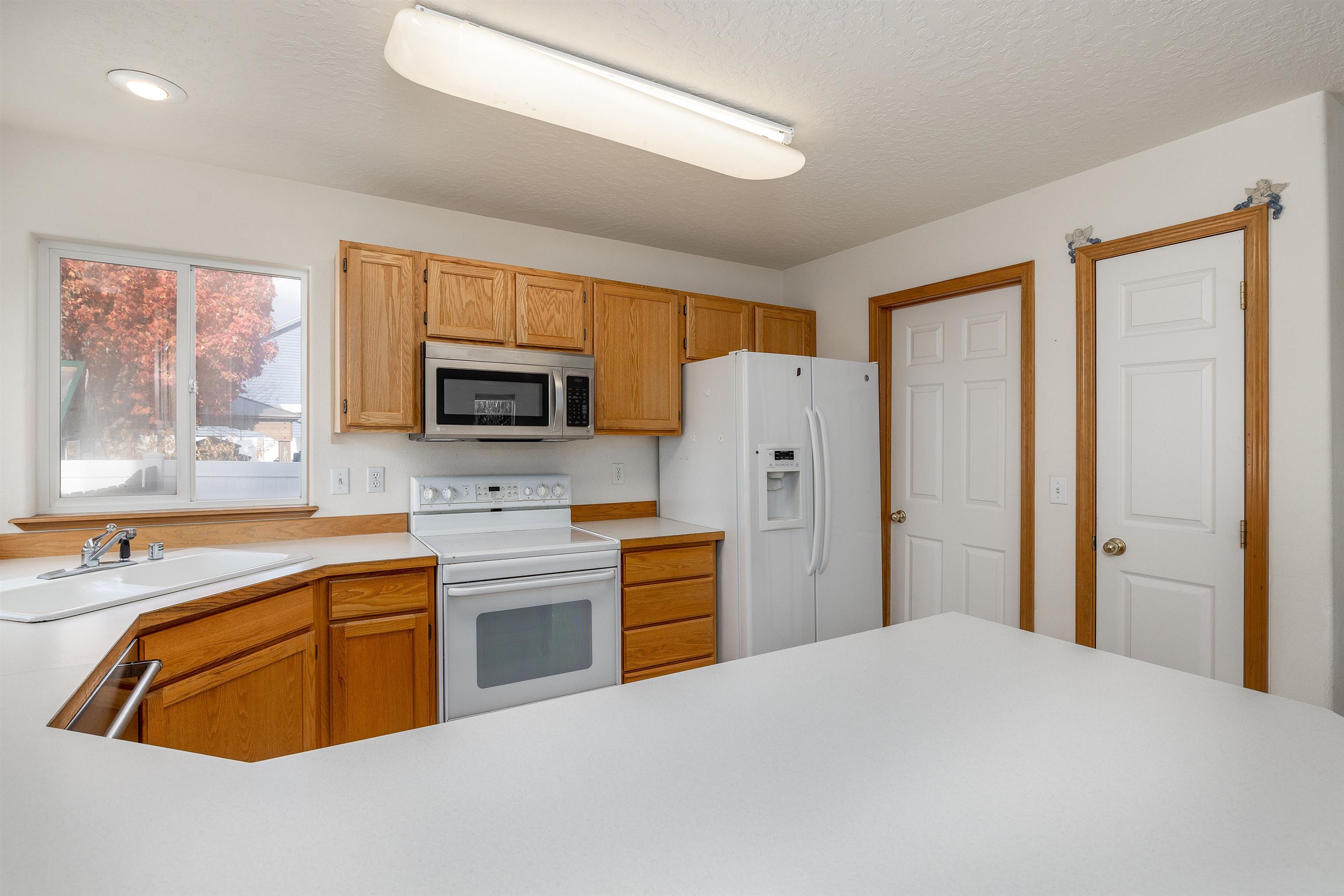 1120 South Newer Road Spokane Valley, WA 99037 - Photo 10 of 38 Gallery Image 10