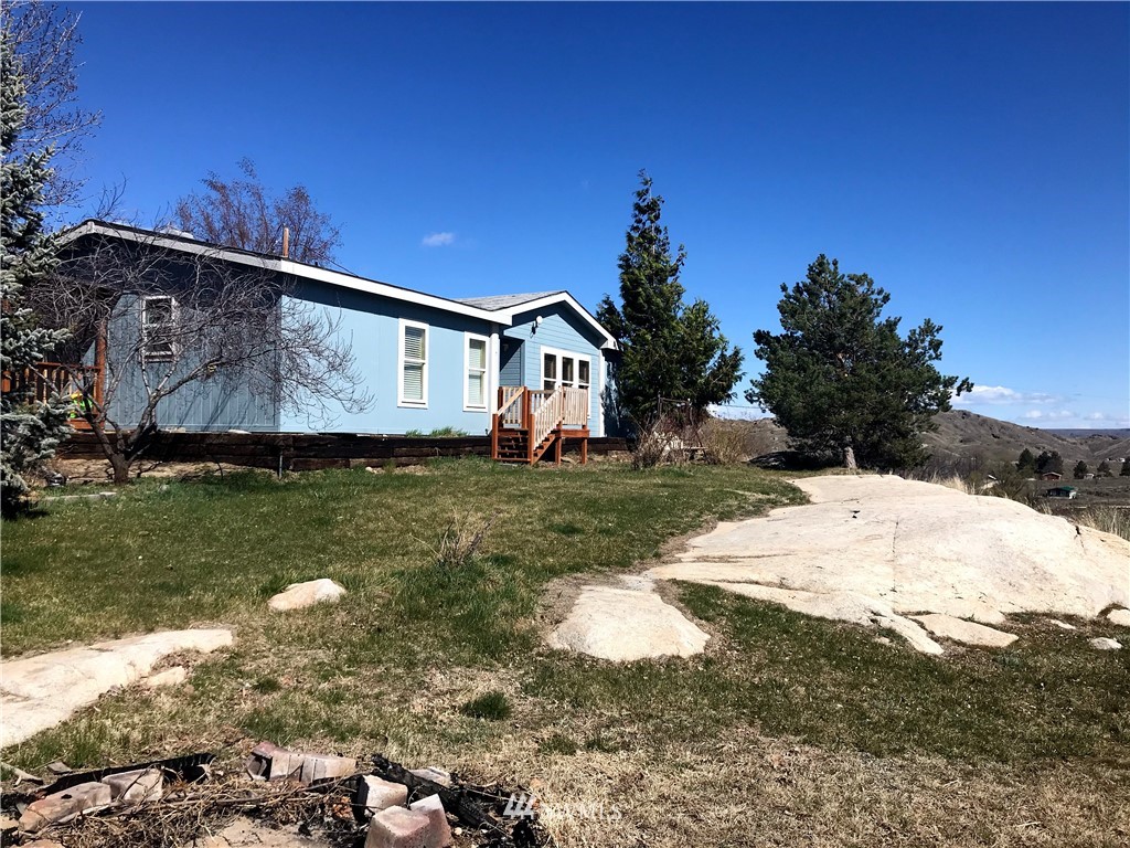 422 North Star Road Brewster, WA 98812 - Photo 1 of 24 Gallery Image 1