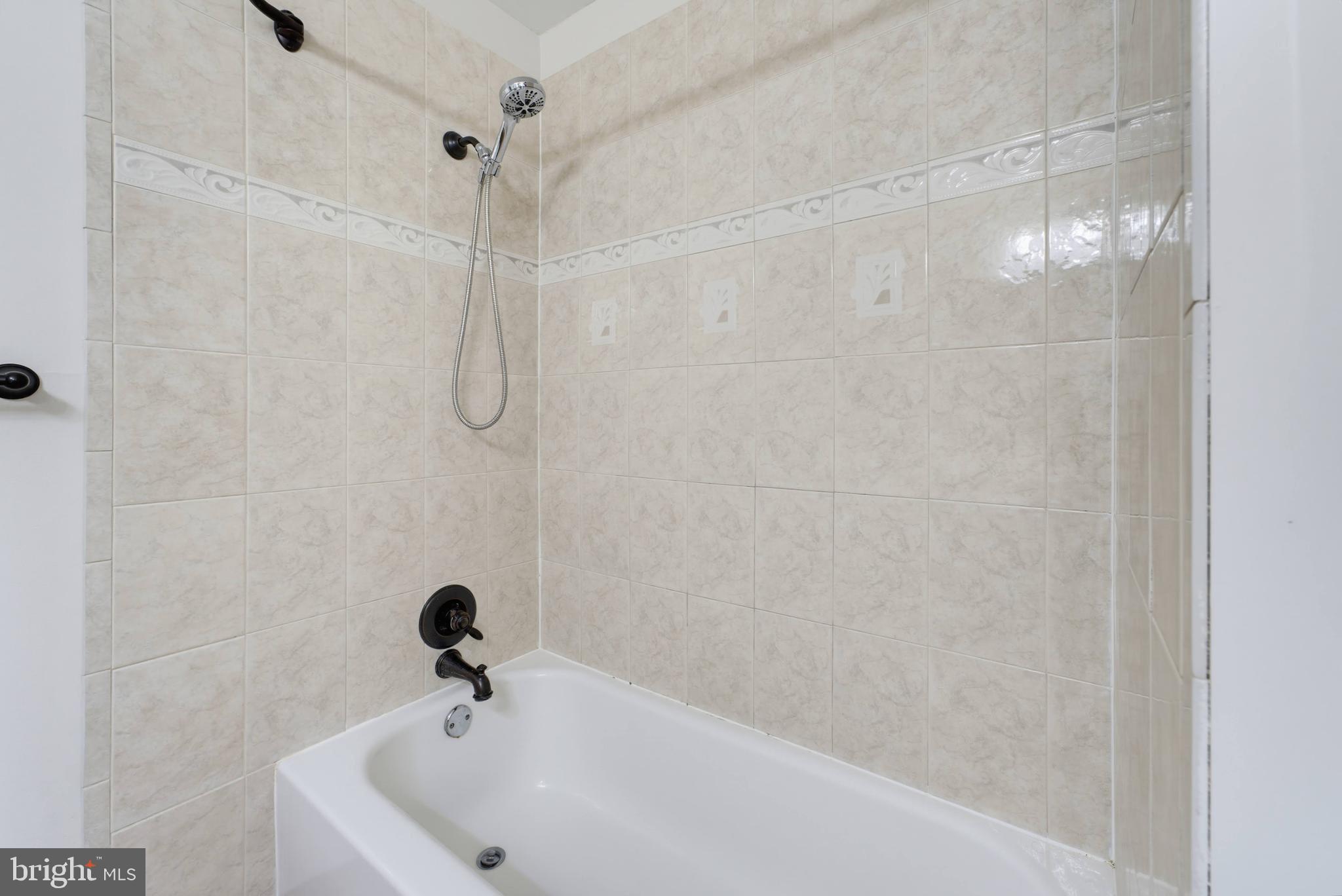 9538 Stevebrook Road Fairfax, VA 22032 - Photo 30 of 57 Gallery Image 30
