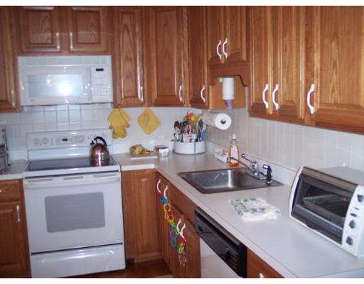 8 Pamela Road Natick, MA 01760 - Photo 7 of 8 Gallery Image 7