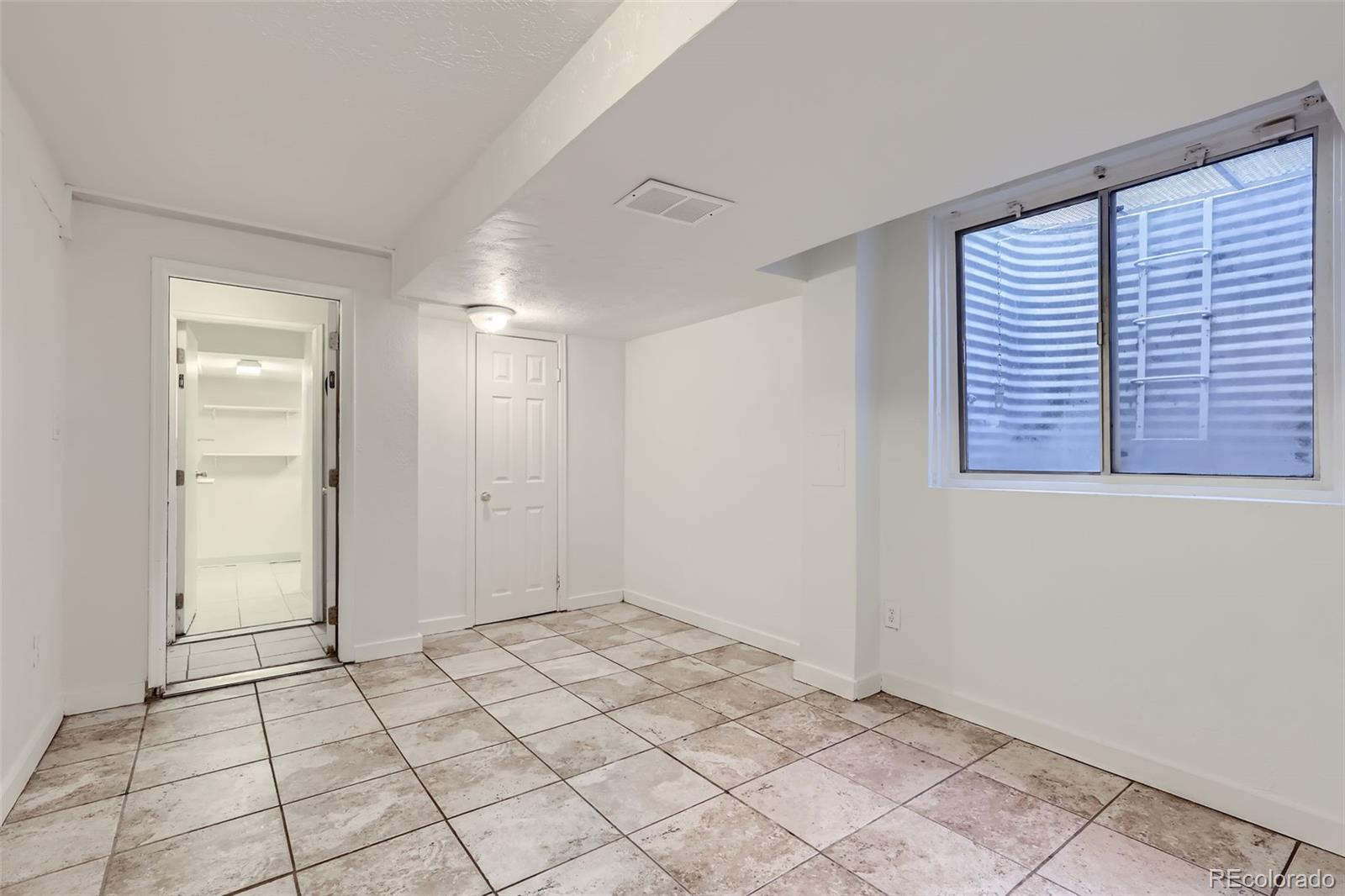 15005 Maxwell Place Denver, CO 80239 - Photo 21 of 28