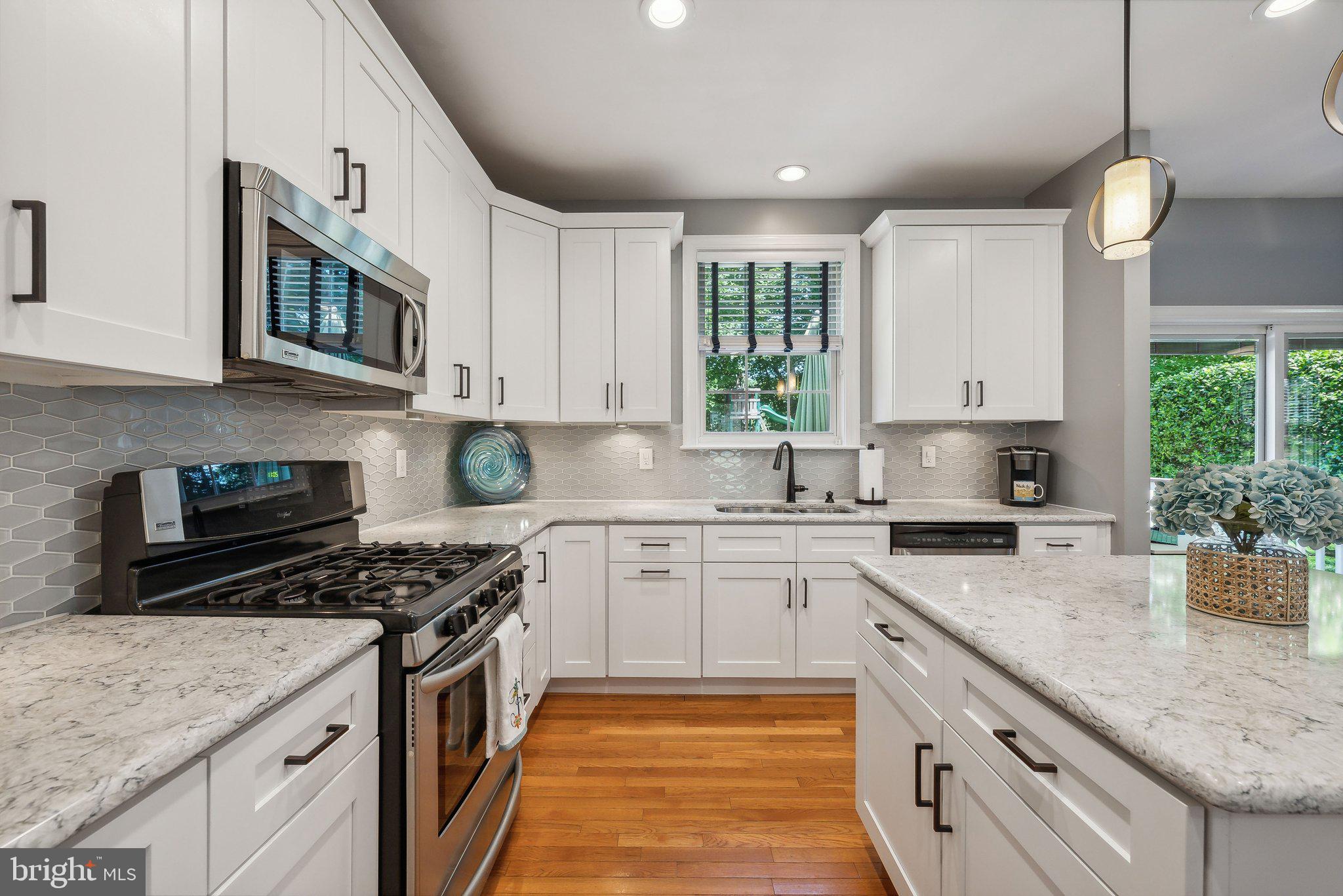 2752 Omisol Road Woodbridge, VA 22192 - Photo 15 of 39