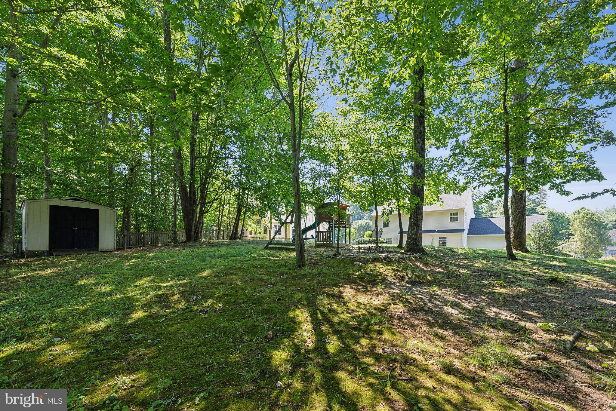 2752 Omisol Road Woodbridge, VA 22192 - Photo 34 of 39
