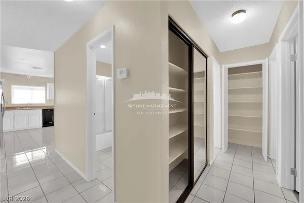 $2,250 | 6608 Silverstream Avenue, Las Vegas, NV 89107