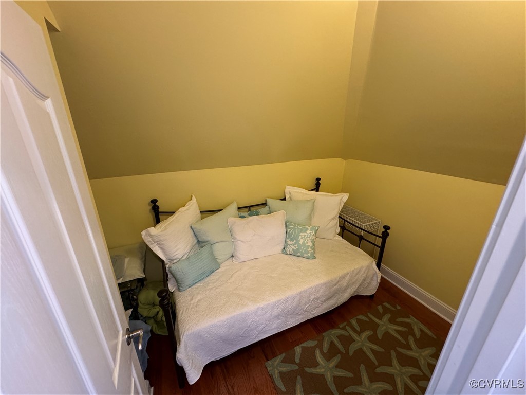 1388 South N End Road Deltaville, VA 23043 - Photo 31 of 50 3rd bedroom alcove, perfect for a nursey or extra