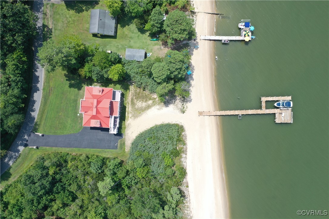 1388 South N End Road Deltaville, VA 23043 - Photo 40 of 50 This home is situated on a double lot!