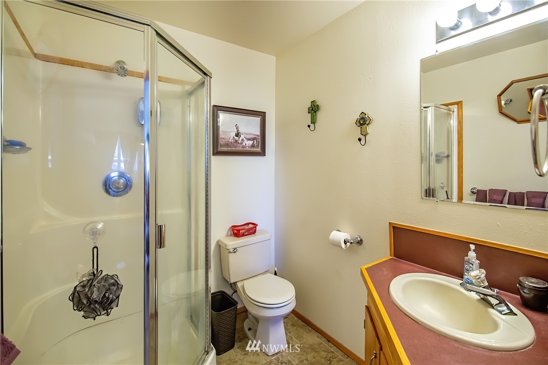 6030 Hanson Road Ellensburg, WA 98926 - Photo 12 of 32 Gallery Image 12