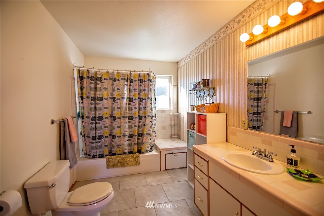 6030 Hanson Road Ellensburg, WA 98926 - Photo 14 of 32 Gallery Image 14