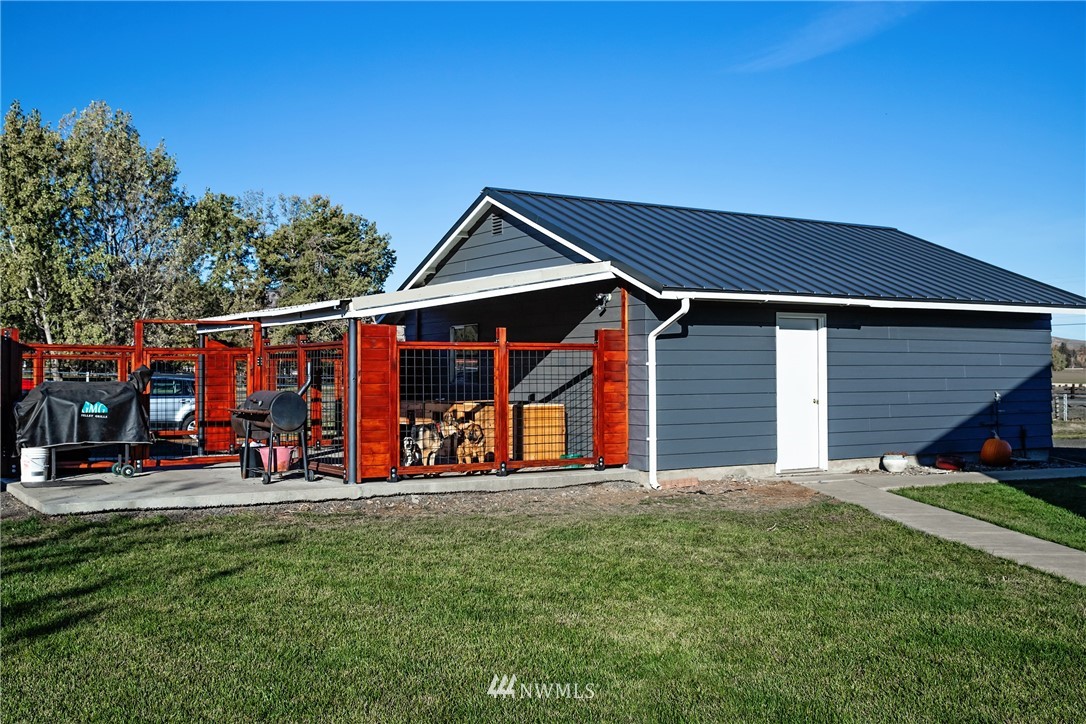6030 Hanson Road Ellensburg, WA 98926 - Photo 16 of 32 Gallery Image 16