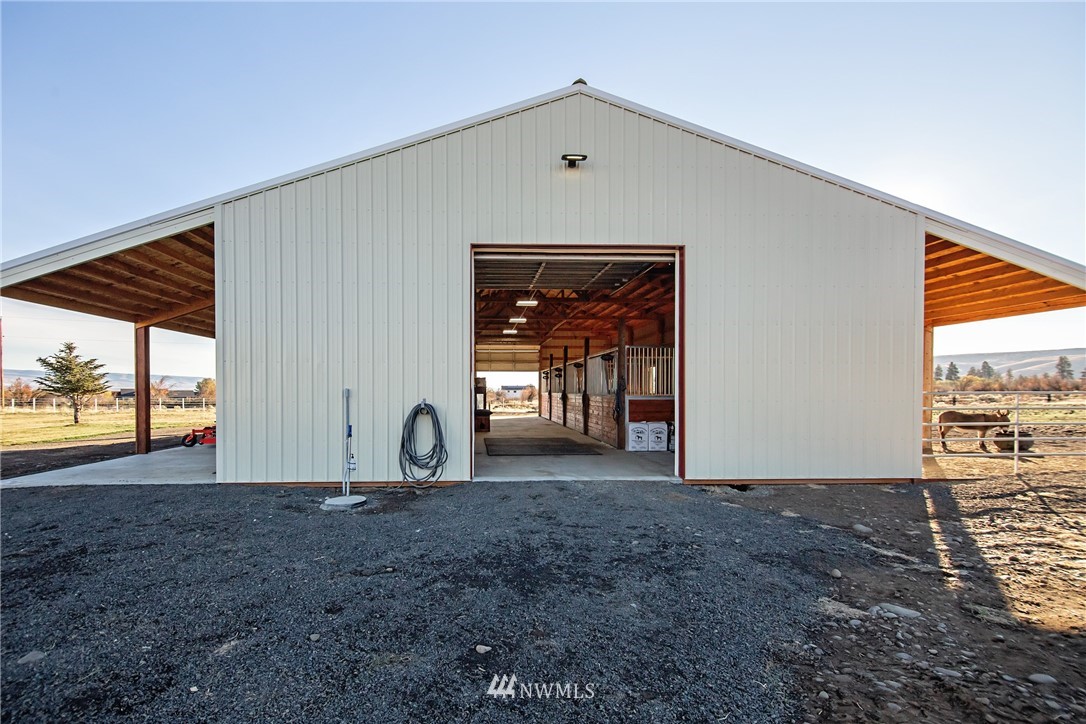 6030 Hanson Road Ellensburg, WA 98926 - Photo 18 of 32 Gallery Image 18