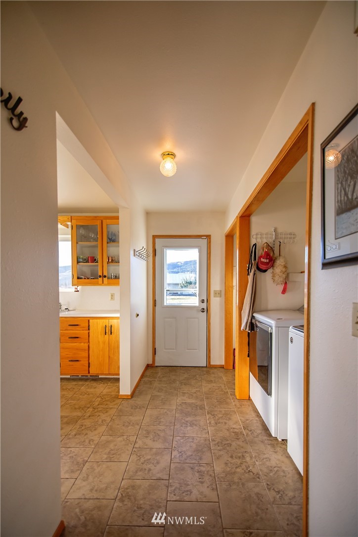 6030 Hanson Road Ellensburg, WA 98926 - Photo 5 of 32 Gallery Image 5