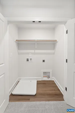 a room with a closet