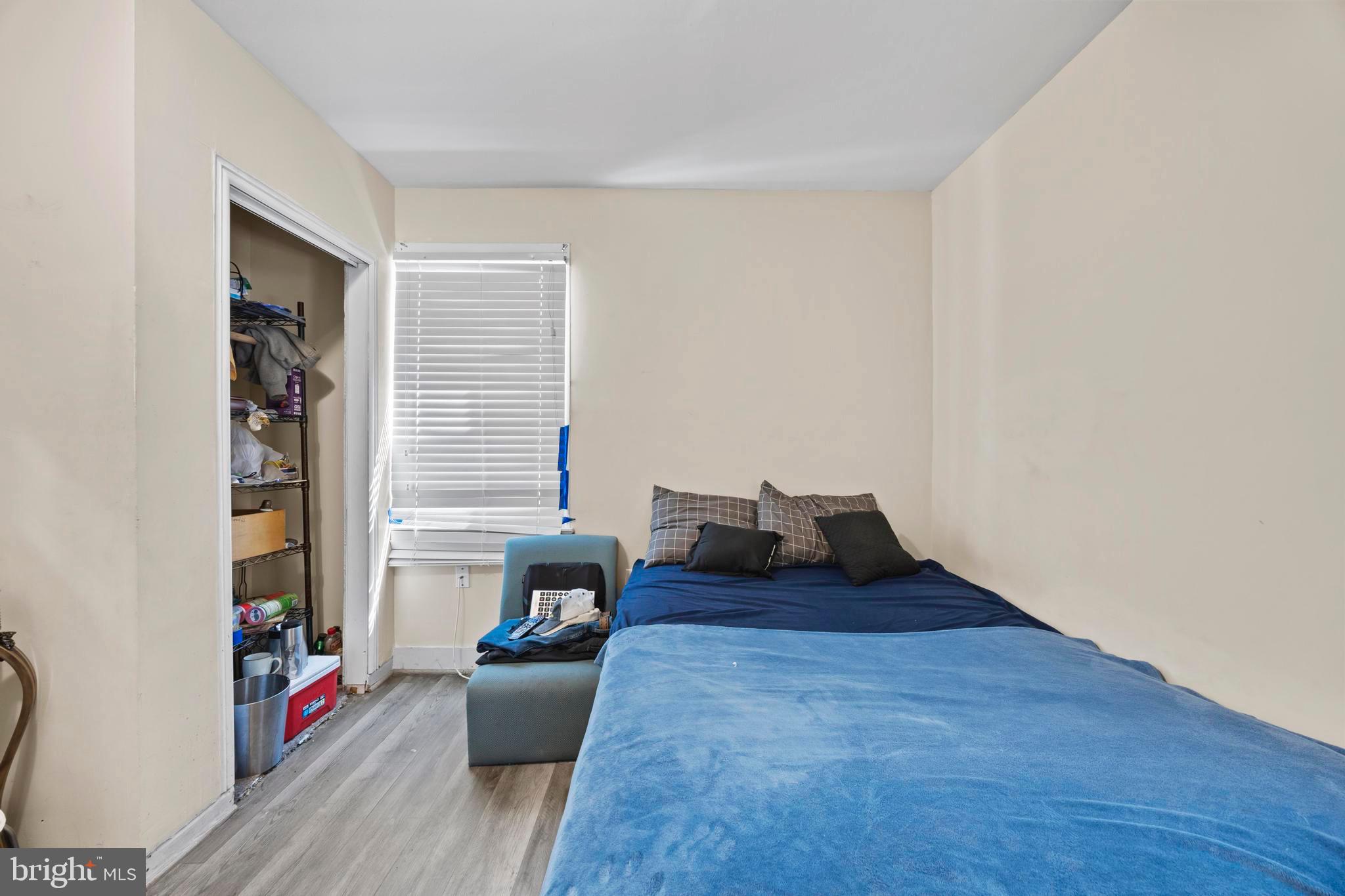 452 Kyle Road Crownsville, MD 21032 - Photo 17 of 46 a living room with furniture and a wooden floor