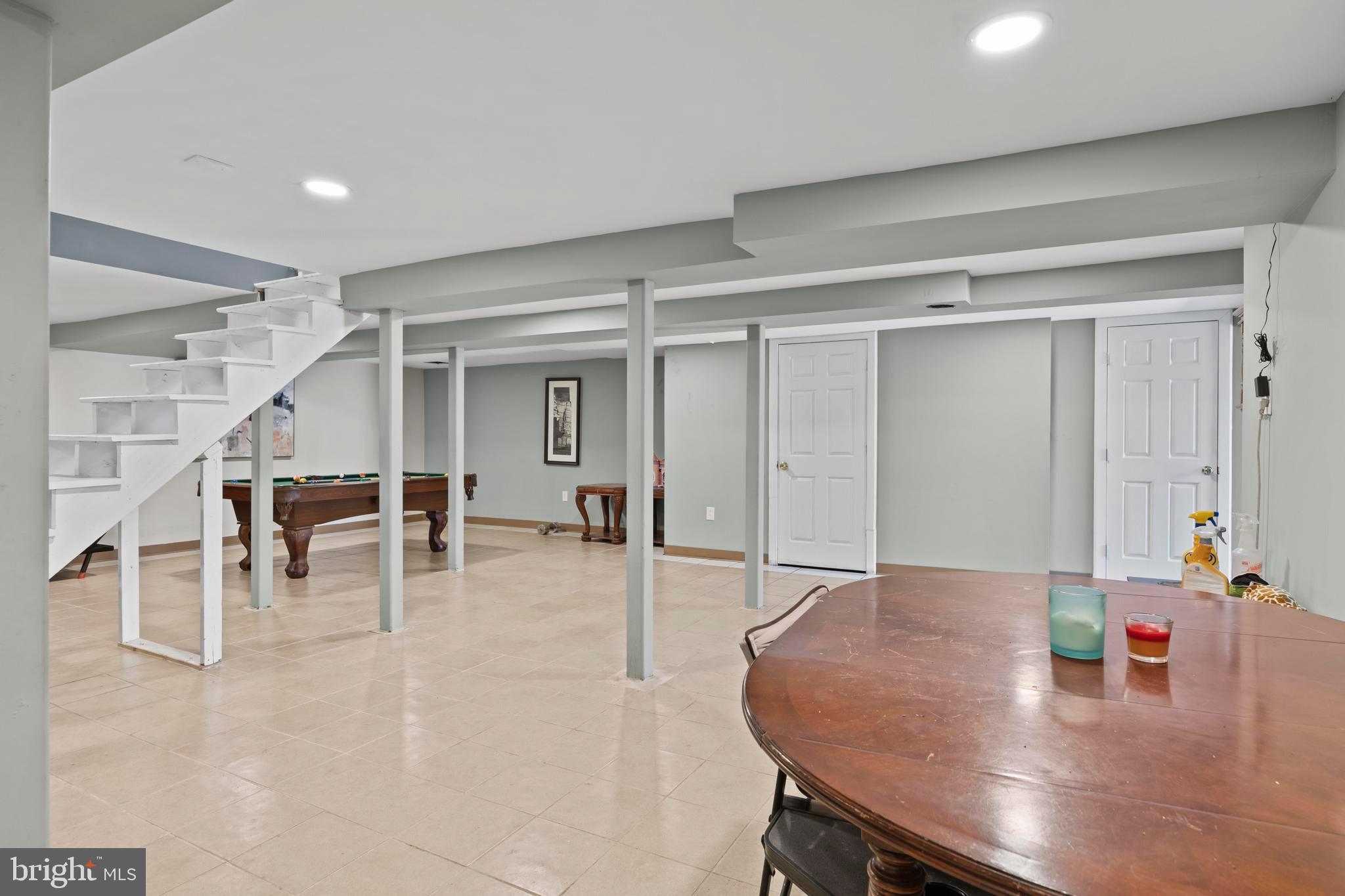 452 Kyle Road Crownsville, MD 21032 - Photo 41 of 46 a view of a dining room with furniture