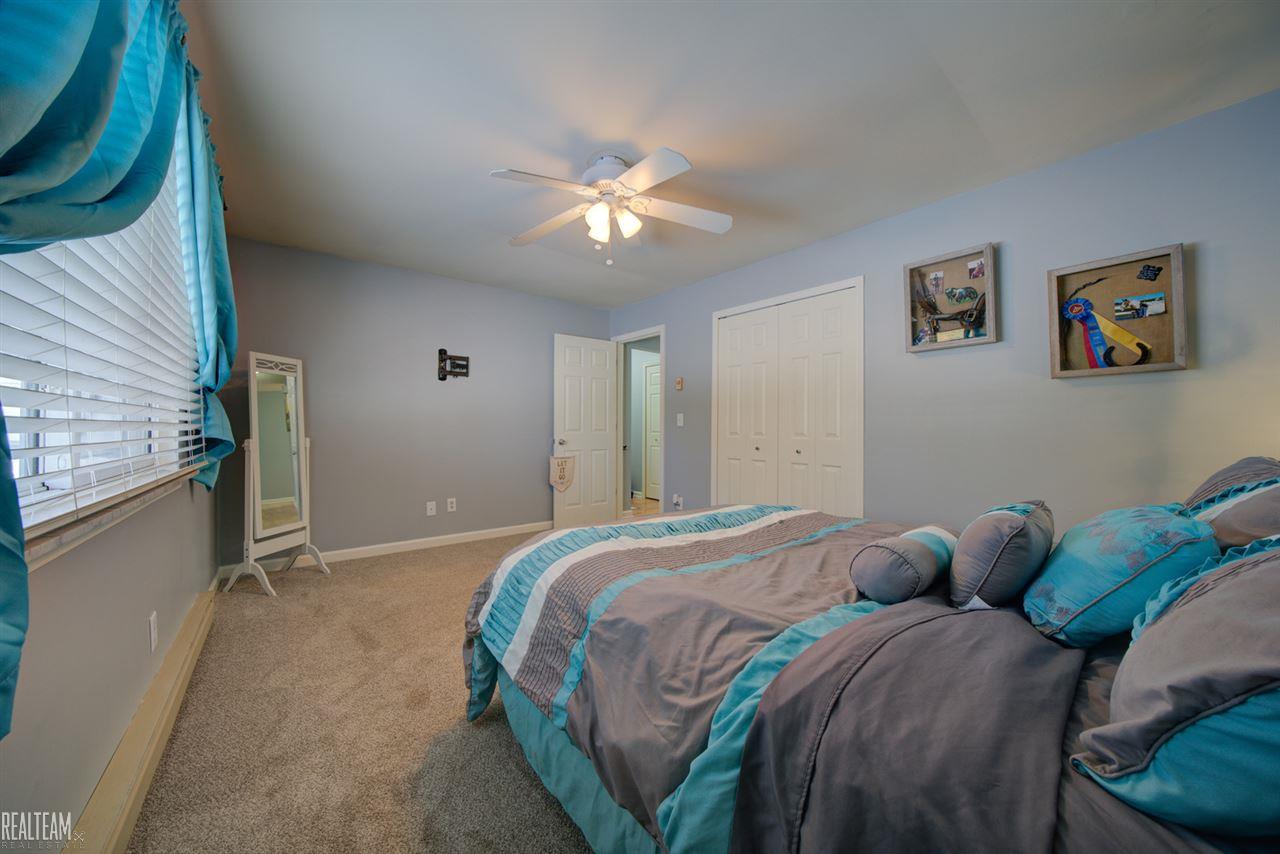 34500 Pratt Road Memphis, MI 48041 - Photo 23 of 27 31340276-22.JPG