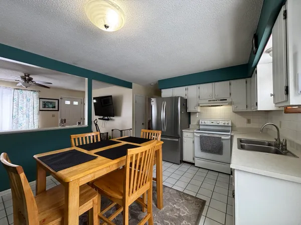 $299,900 | 15 Roslin Avenue, Lewiston, ME 04240