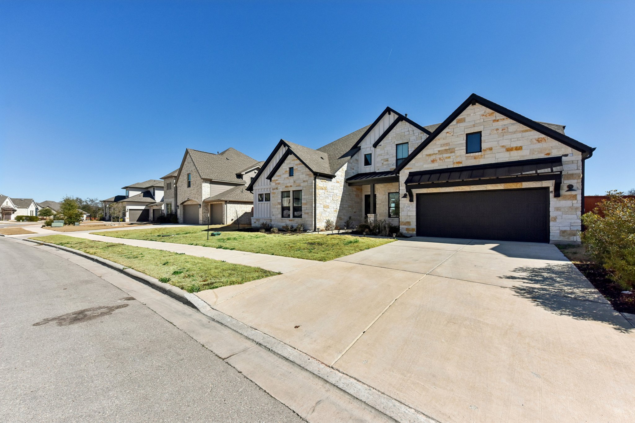 222 Rio Ranchero Road Georgetown, TX 78628 - Photo 4 of 35
