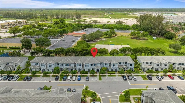 $2,550 | 2668 Southeast 19th Street, Homestead, FL 33035