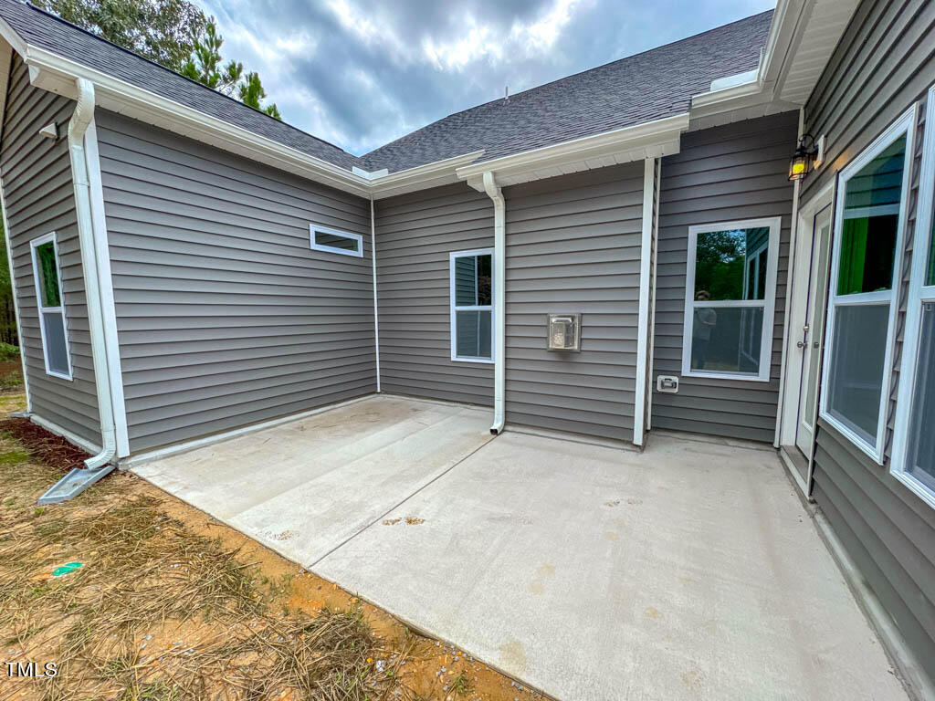 327 Beacon Hl Road, Unit GUILFORD TRADITIONAL Lillington, NC 27546 - Photo 45 of 48 22 DC Guilford-29