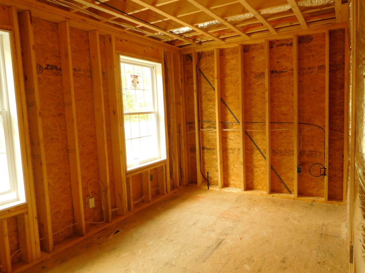 11 Stark Road, Unit 3/130/003 Derry, NH 03038 - Photo 4 of 9