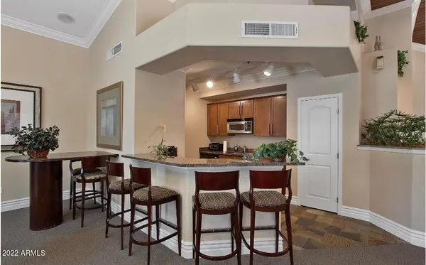 $1,395 | 2025 East Campbell Avenue, Unit 310, Phoenix, AZ 85016