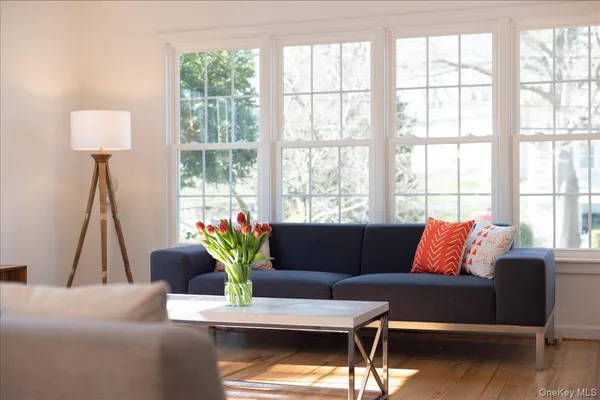 $14,000 | 19 Sherwood Drive, Larchmont, NY 10538