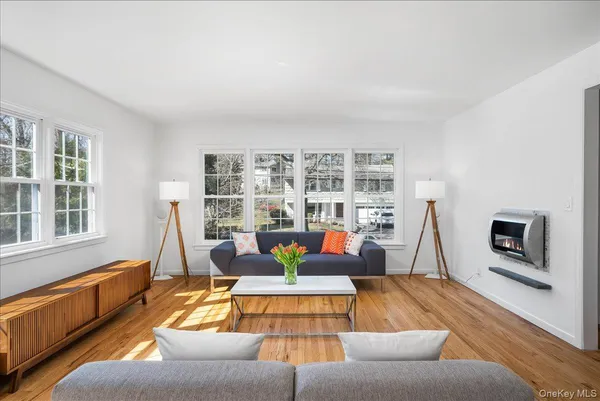 $14,000 | 19 Sherwood Drive, Larchmont, NY 10538