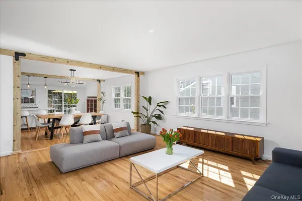 $14,000 | 19 Sherwood Drive, Larchmont, NY 10538