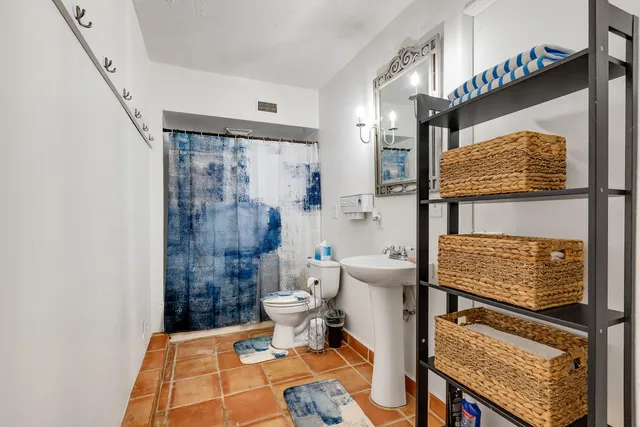 $6,194,000 | 1217 Johnson Street, Key West, FL 33040