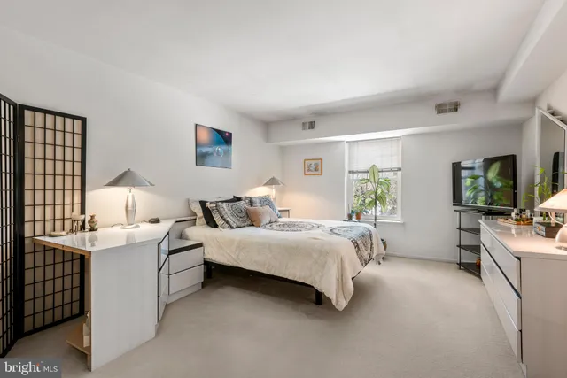 $339,500 | 1323 Eagles Ridge Drive, Chesterbrook, PA 19087