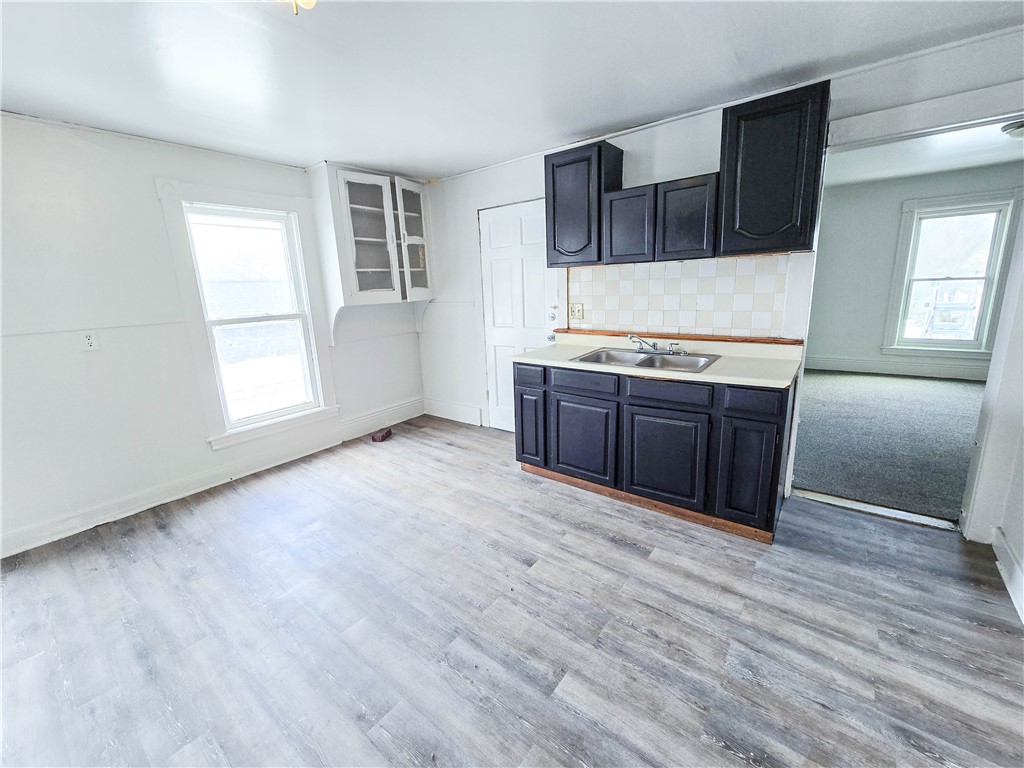 39 1st Street Rochester, NY 14605 - Photo 4 of 20