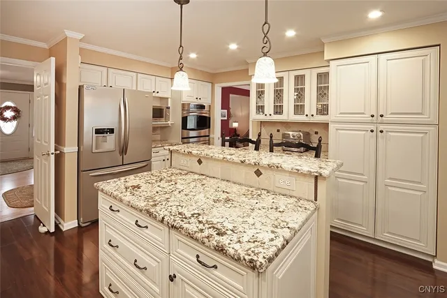 $549,900 | 616 Bradford Parkway, DeWitt, NY 13224